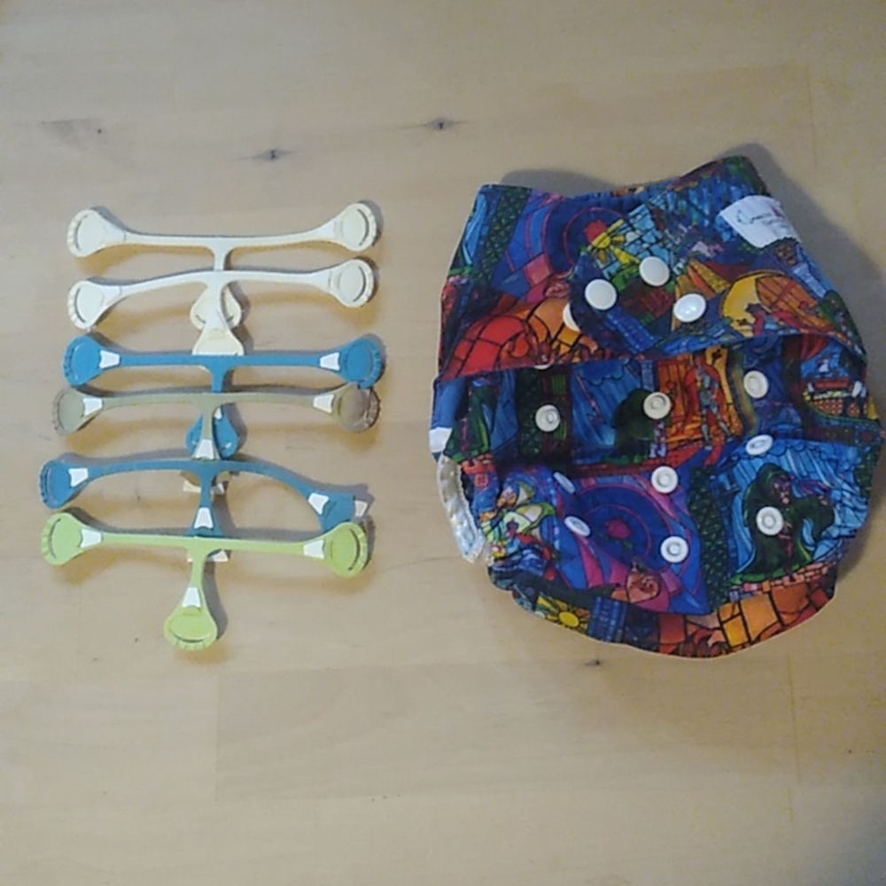 Diaper cover and snappies